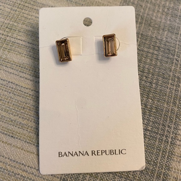 NWT Banana Republic Crystal Gem Stud Earrings - Picture 1 of 12